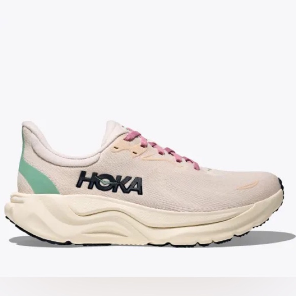 NWT Hoka Women's Arahi 8 Running Shoes
